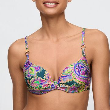 Voorgevormde bikini top